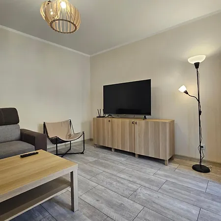 Kdn Metalowcow דירה